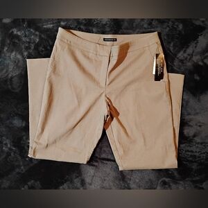 NWT COUNTERPARTS taupe color sz 14 STRETCH Capri pants